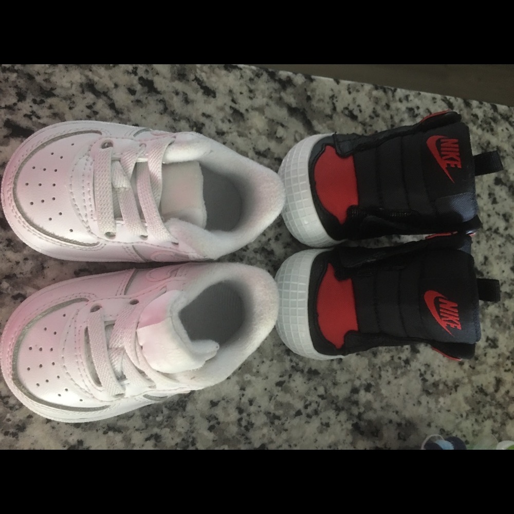 Infant sneakers